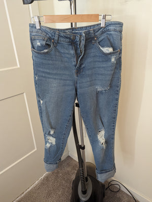 No Boundaries Tapered Distressed Jeans - Petite