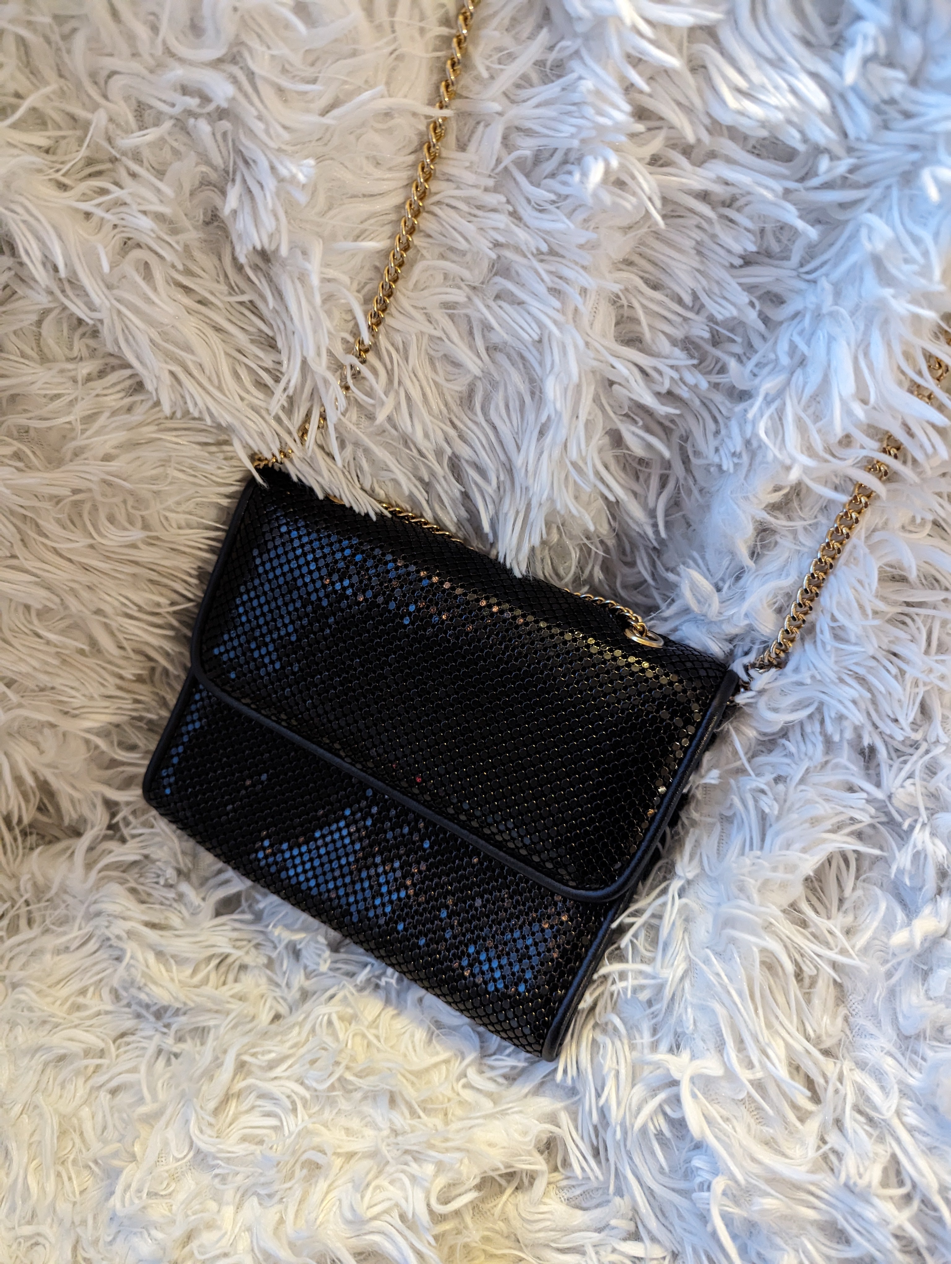 Black sequin purse bag | Sequin purse, Black sequins, Clothes design